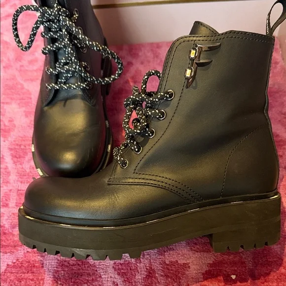 Fendi Black Leather Combat Boots - Picture 3 of 6